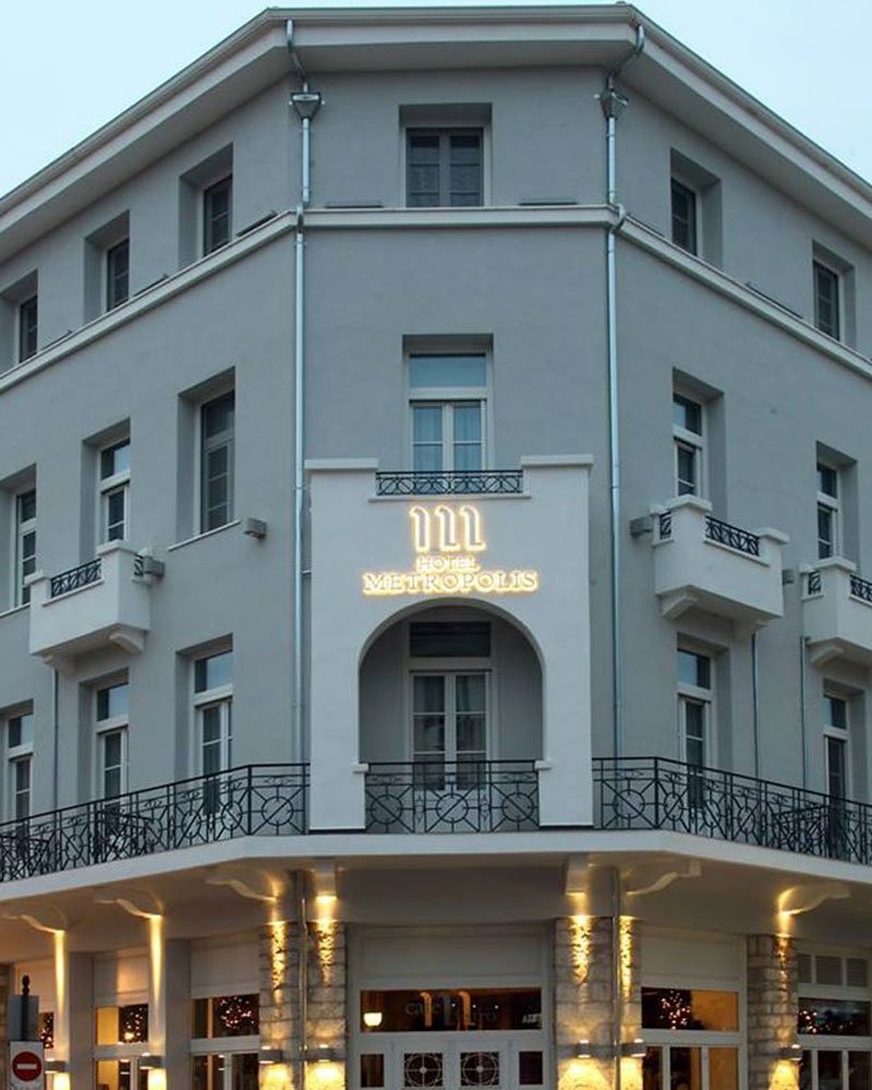 Metropolis Hotel